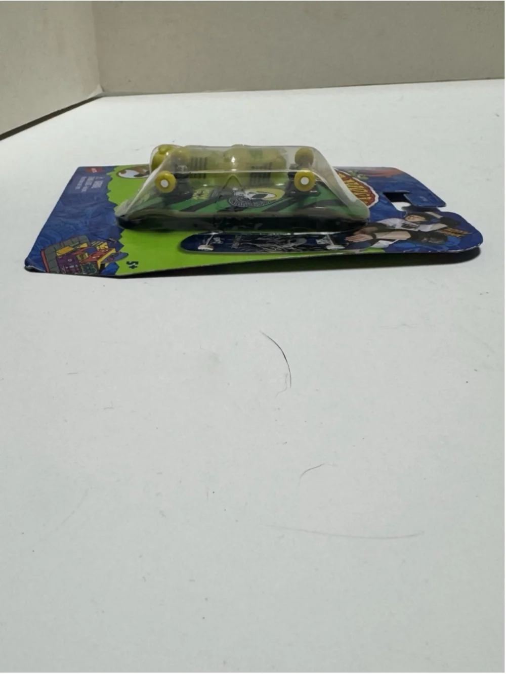 Hot Wheels Skate Tony Hawk Soldier Grind Mini Skateboard 2/8 Yellow Finger Shoes